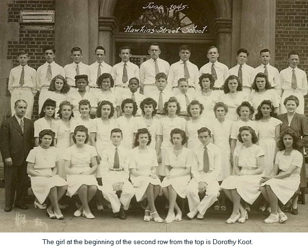 1945
The girl at the beginning of the second row from the top is Dorothy Koot.

